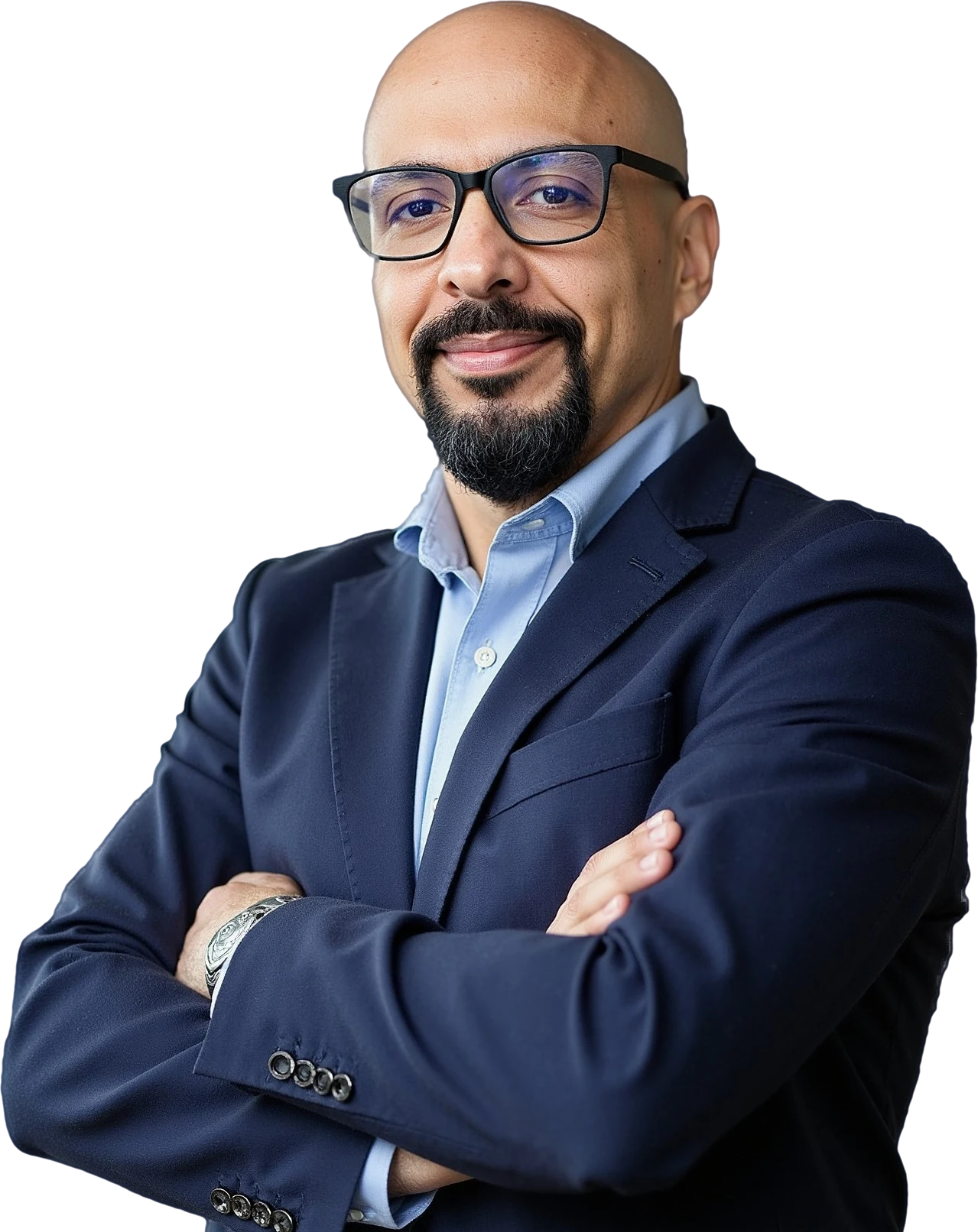 Sergio Henrique, fundador da SH Engenharia de Vendas, de braços cruzados